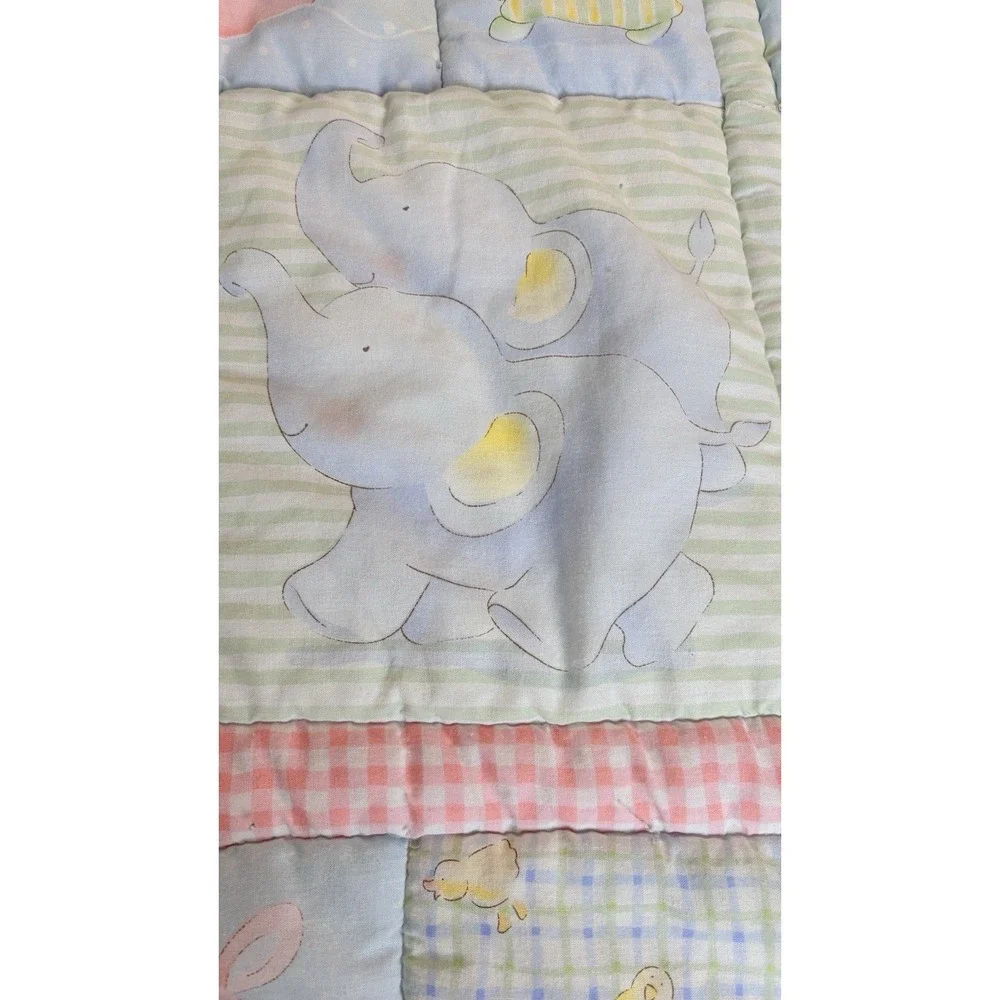 Vintage Baby Quilt Noah's Ark Animals Pastel Crib Quilt 40 x 30